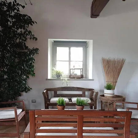 Il Casale Di Giulia Di Bed & Breakfast 2*