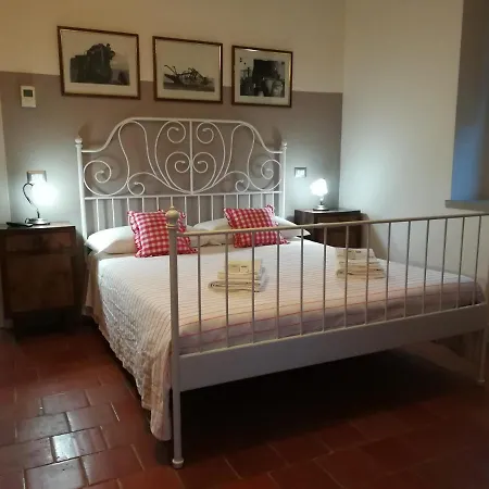 Il Casale Di Giulia Di Bed & Breakfast 2*